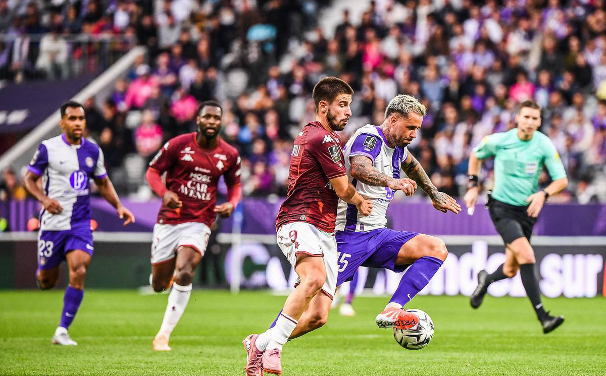 巴塞罗那能否在主场展现强势，阿拉维斯的战术太过被动？